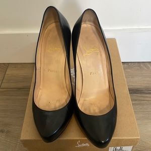 Christian Louboutin black classic stilettos 39